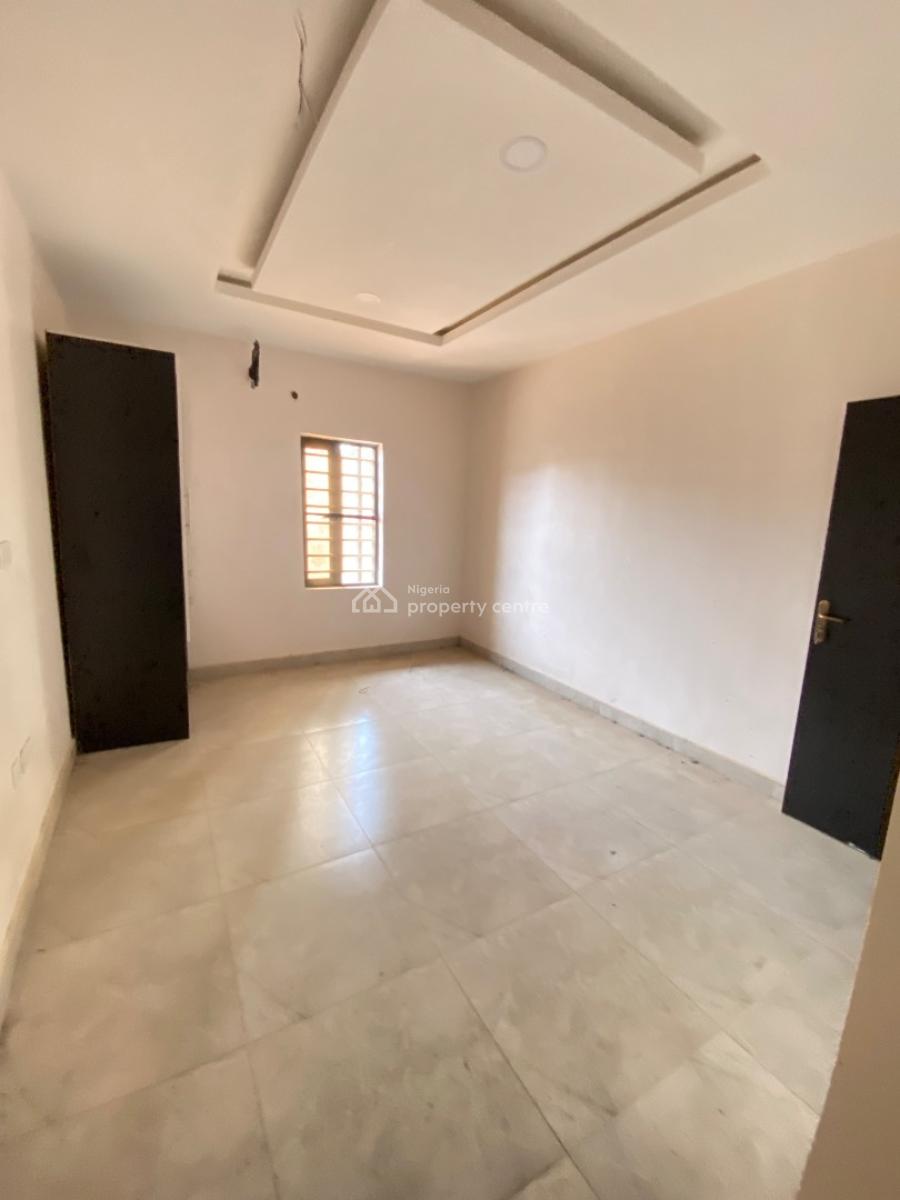 Nice 4 Bedroom Duplex, Lekki Peninsula Scheme 2, Ajah, Lagos, Terraced Duplex for Rent