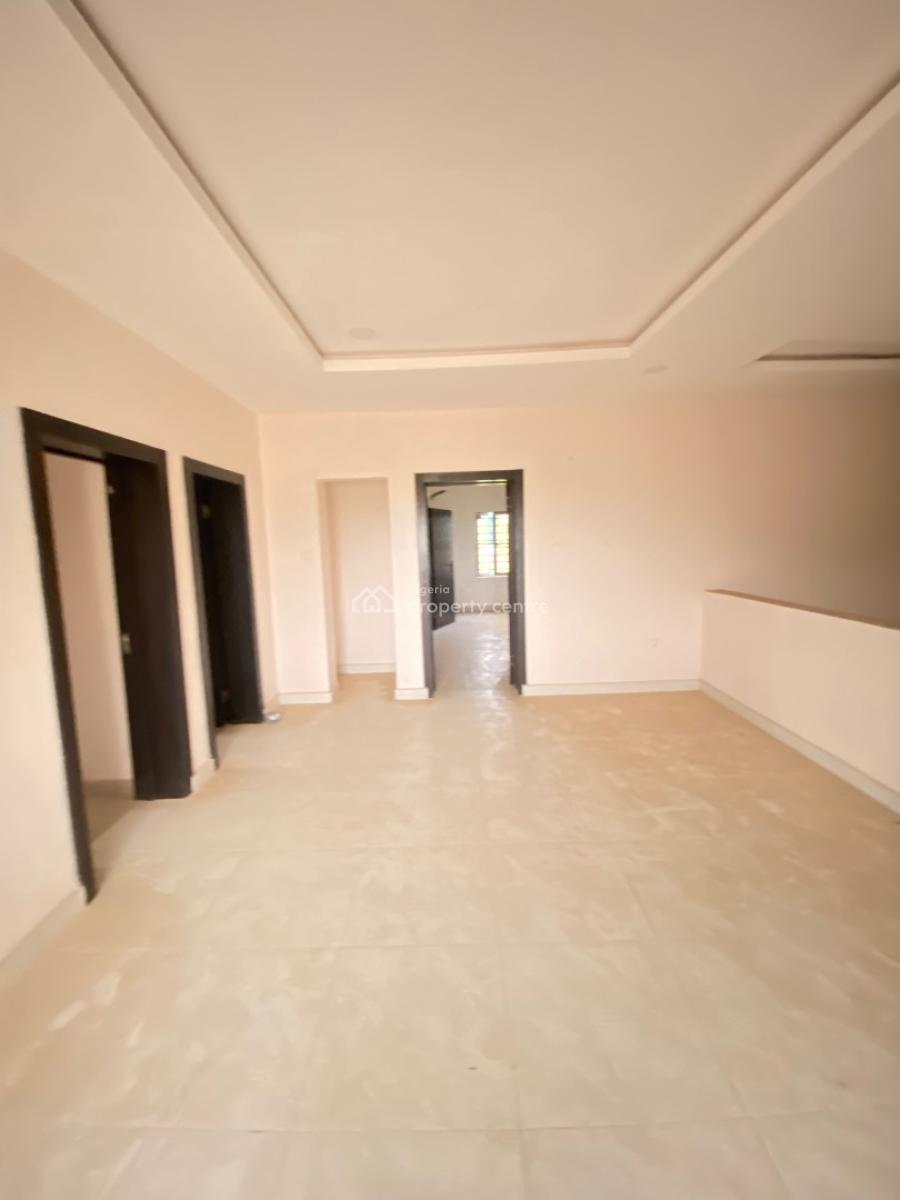 Nice 4 Bedroom Duplex, Lekki Peninsula Scheme 2, Ajah, Lagos, Terraced Duplex for Rent