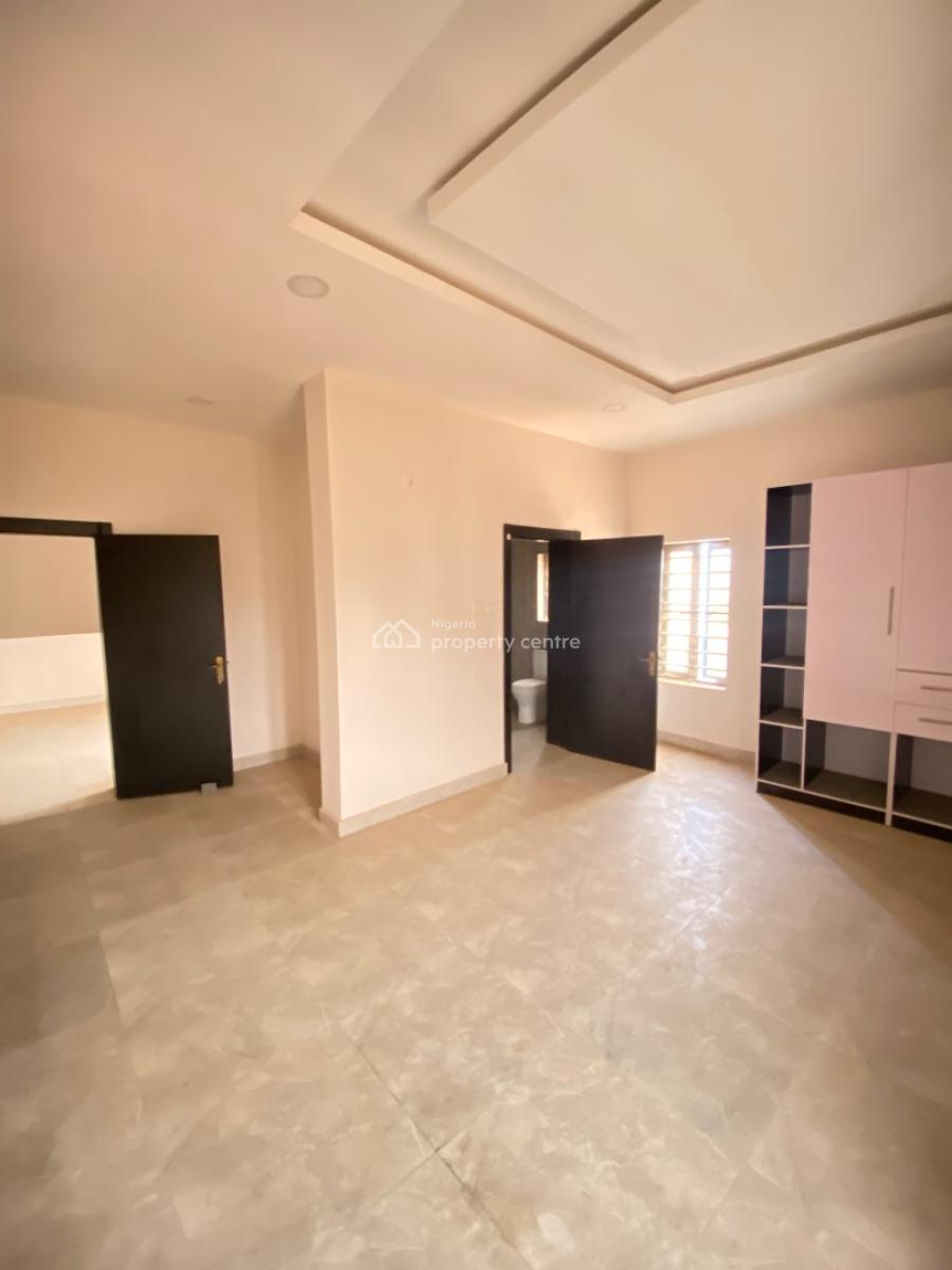 Nice 4 Bedroom Duplex, Lekki Peninsula Scheme 2, Ajah, Lagos, Terraced Duplex for Rent