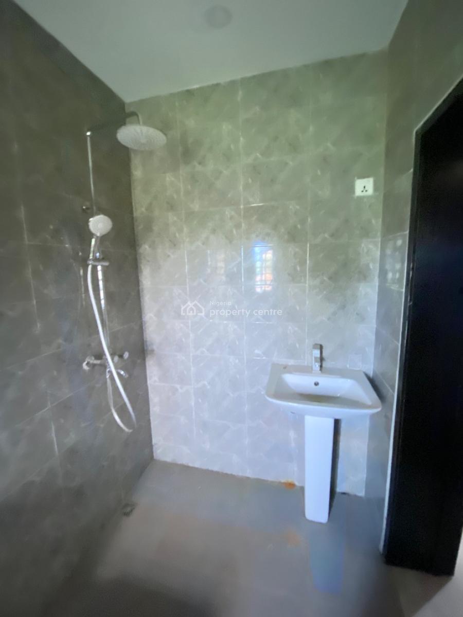 Nice 4 Bedroom Duplex, Lekki Peninsula Scheme 2, Ajah, Lagos, Terraced Duplex for Rent