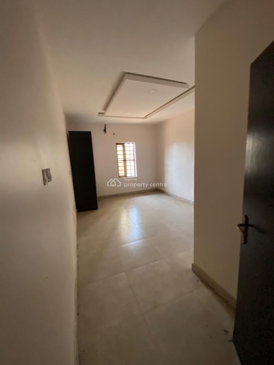 Nice 4 Bedroom Duplex, Lekki Peninsula Scheme 2, Ajah, Lagos, Terraced Duplex for Rent