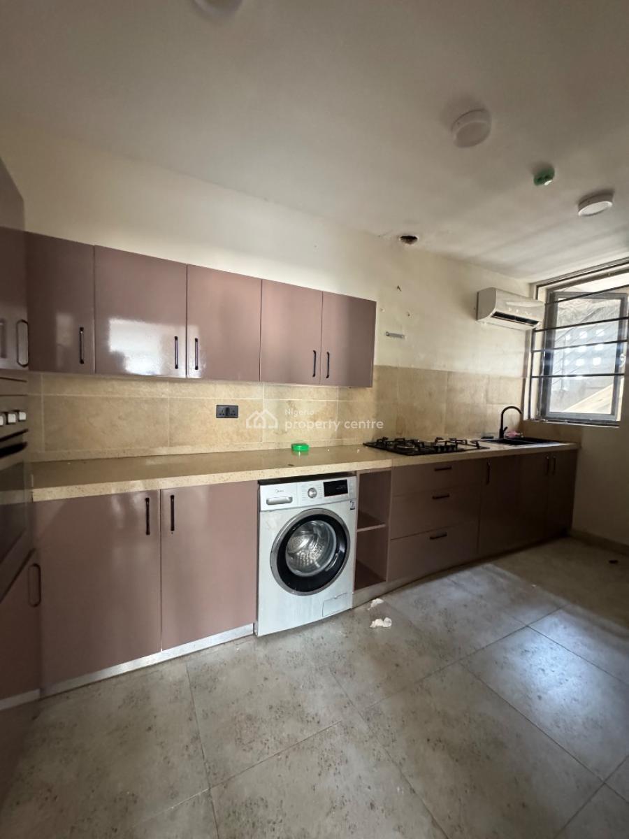 Well Maintained 2 Bedroom Premium Apartment, Ologolo, Lekki, Lagos, Flat / Apartment for Rent
