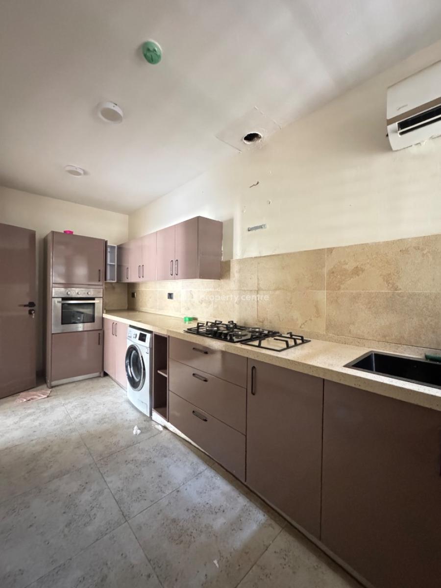 Well Maintained 2 Bedroom Premium Apartment, Ologolo, Lekki, Lagos, Flat / Apartment for Rent
