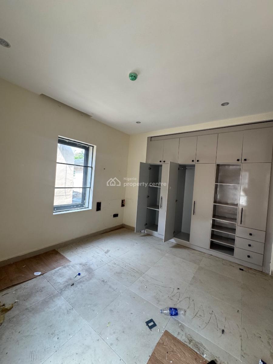 Well Maintained 2 Bedroom Premium Apartment, Ologolo, Lekki, Lagos, Flat / Apartment for Rent