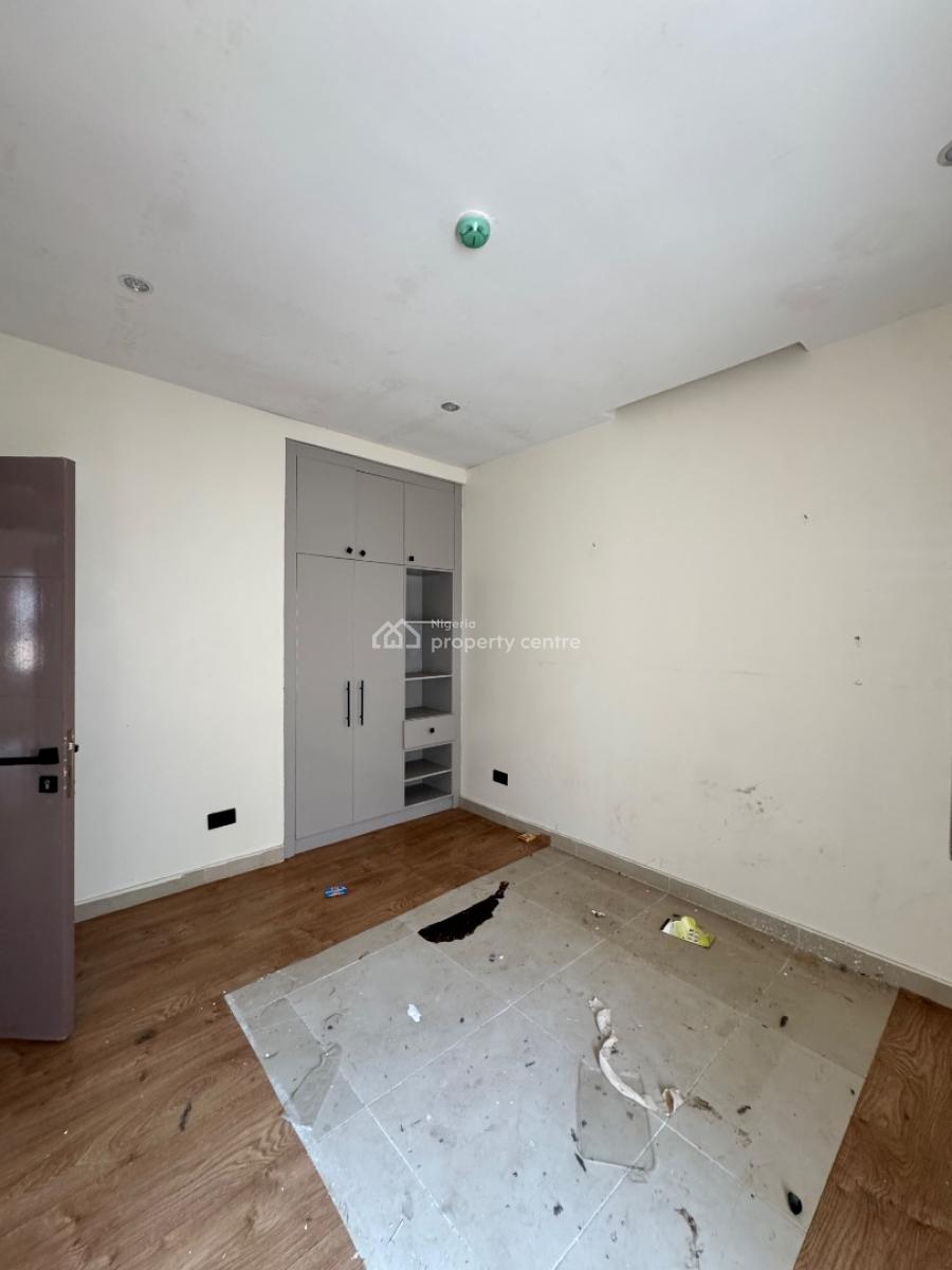 Well Maintained 2 Bedroom Premium Apartment, Ologolo, Lekki, Lagos, Flat / Apartment for Rent