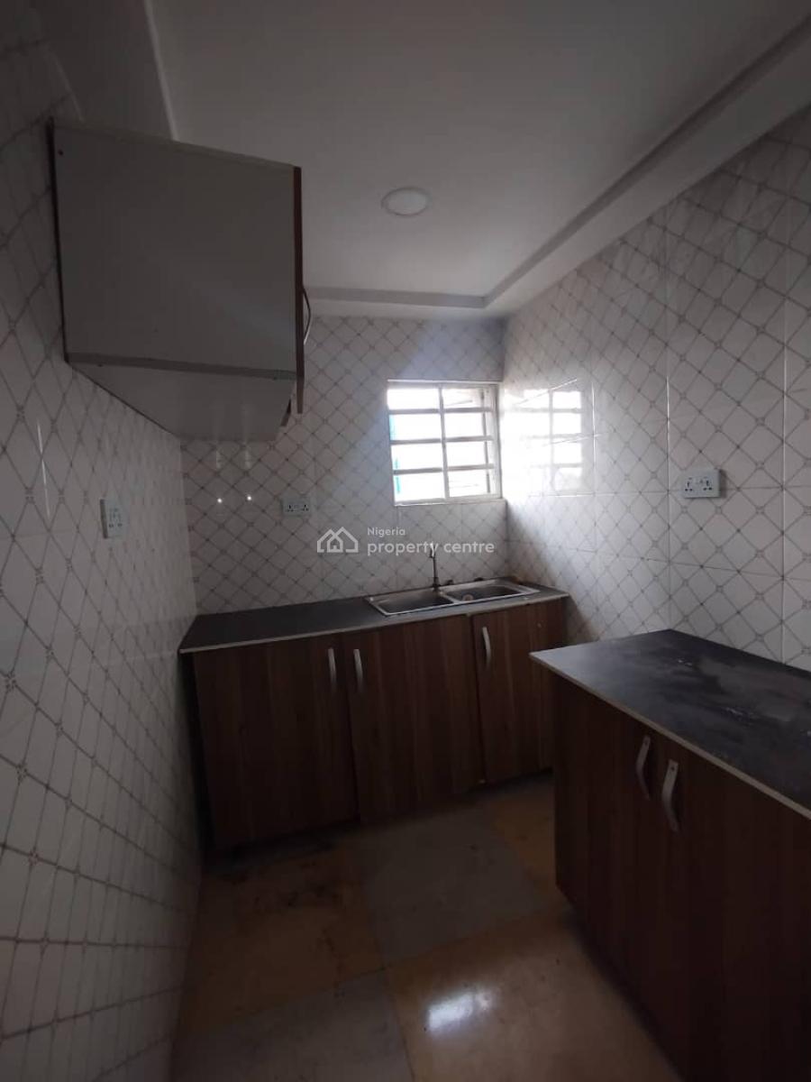 a Luxury Mini Flat. Upstairs, Lakowe Axis, Ibeju Lekki, Lagos, Mini Flat (room and Parlour) for Rent