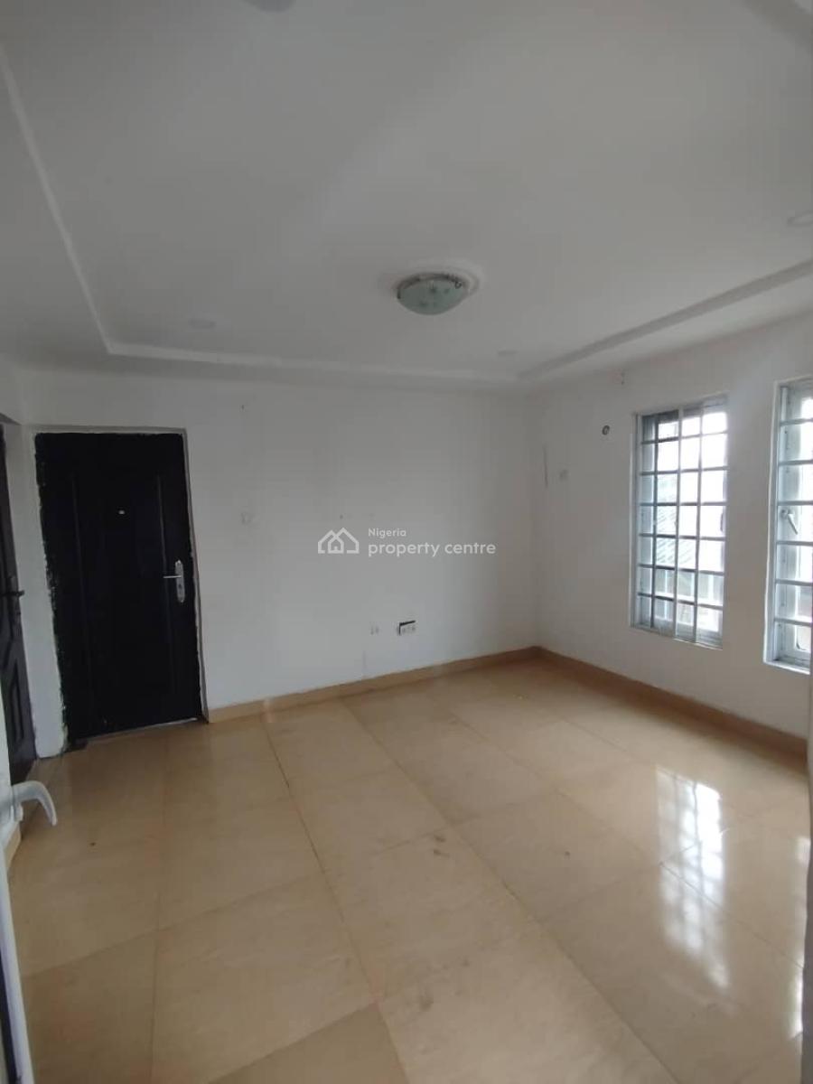 a Luxury Mini Flat. Upstairs, Lakowe Axis, Ibeju Lekki, Lagos, Mini Flat (room and Parlour) for Rent