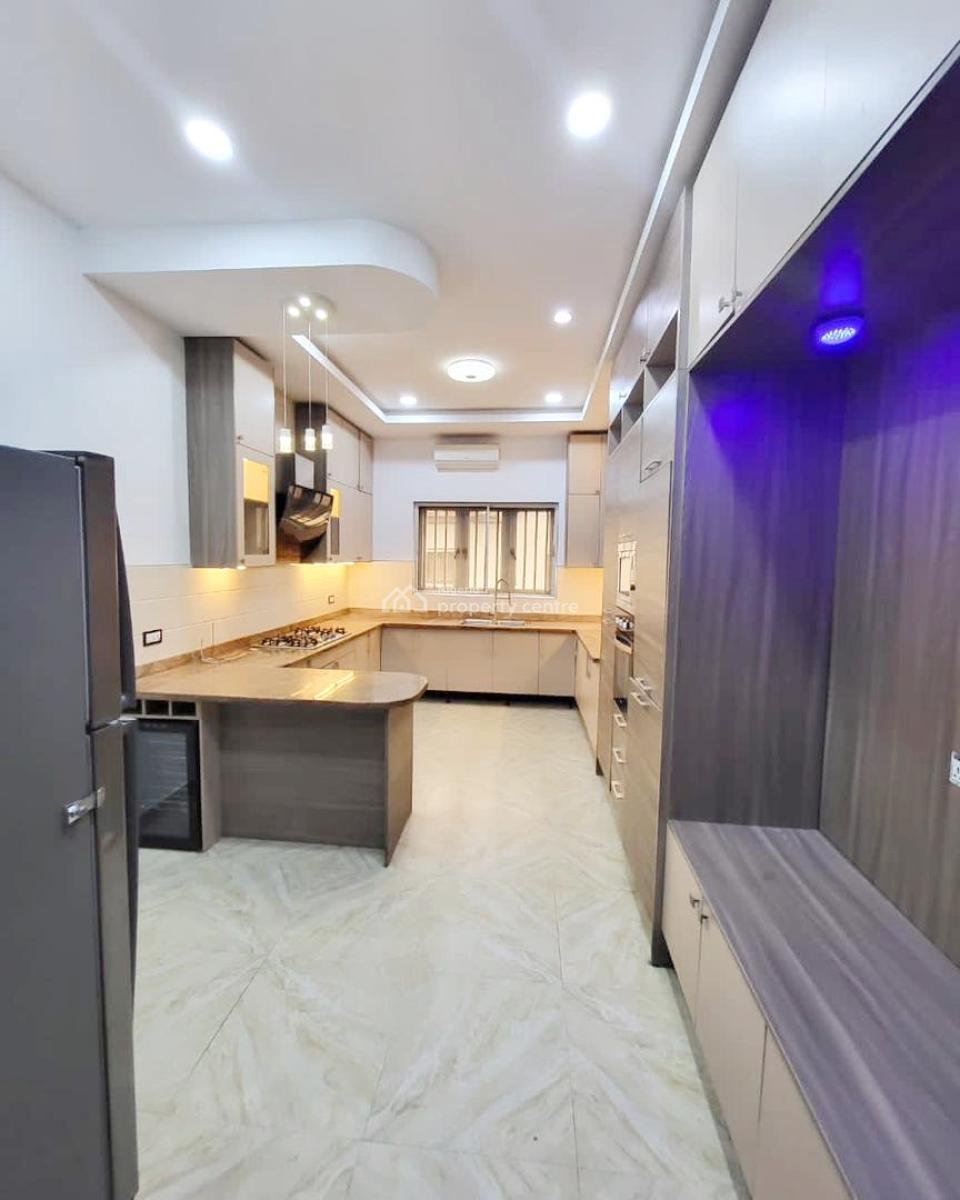 Furnished,luxury & Spacious 3 Bedroom Apartment in an Estate, Off Bank Anthony Way, Ikeja, Lagos, Flat / Apartment for Rent