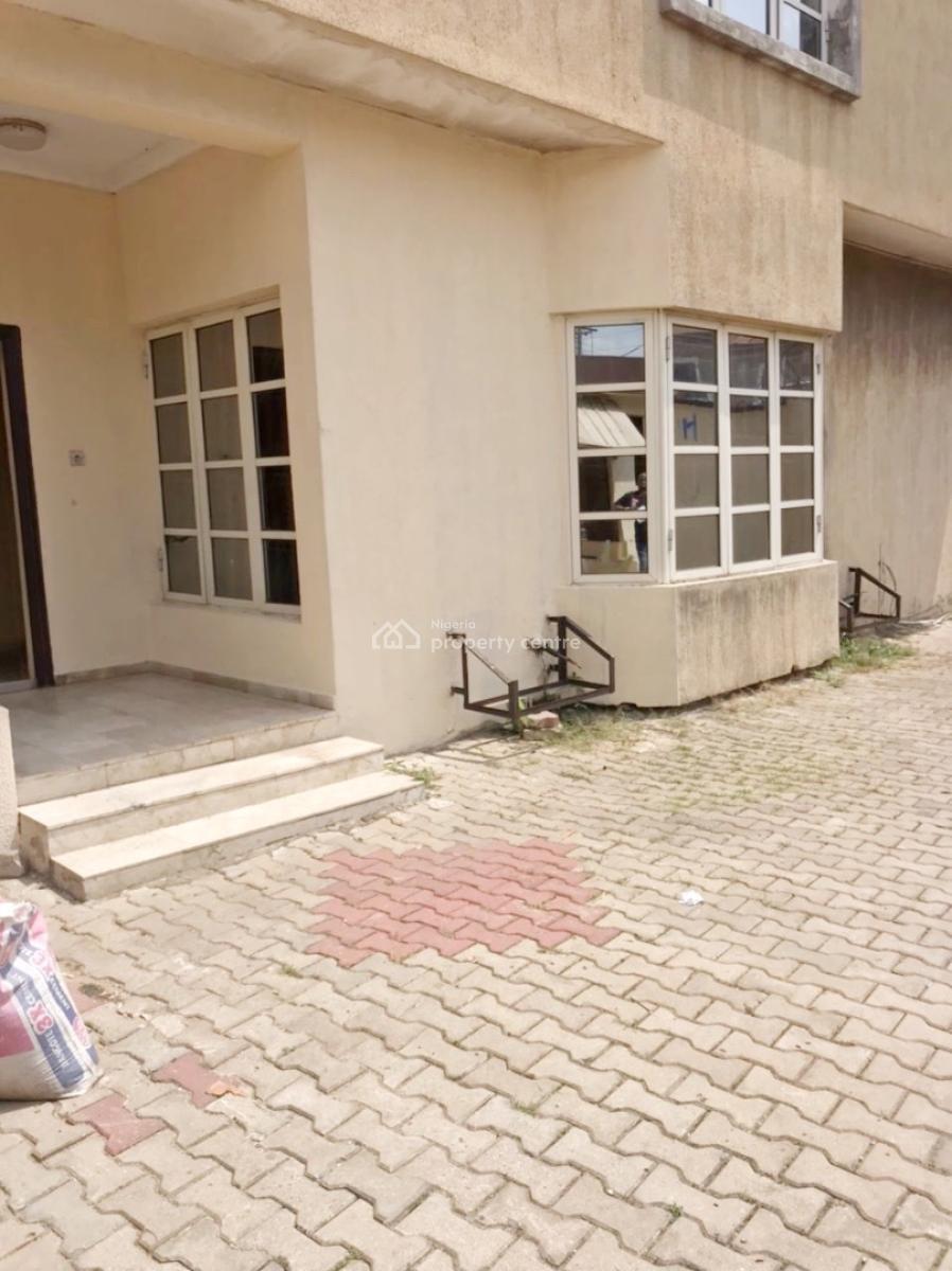 Luxury 3 Bedroom Duplex Fully Detached with 1room Bq & Security Room, Maryland Estate, Maryland, Lagos, Flat / Apartment for Rent