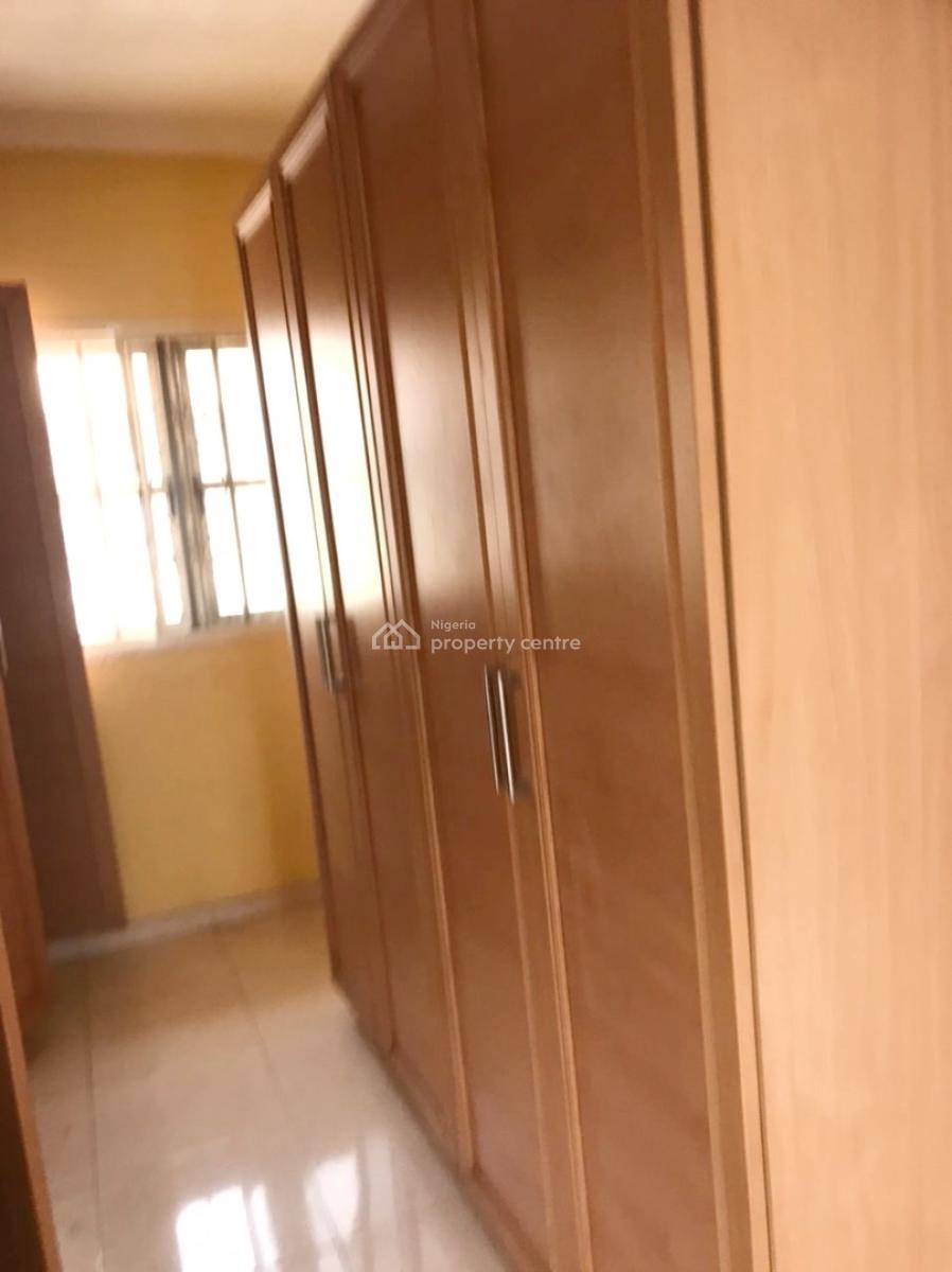 Luxury 3 Bedroom Duplex Fully Detached with 1room Bq & Security Room, Maryland Estate, Maryland, Lagos, Flat / Apartment for Rent