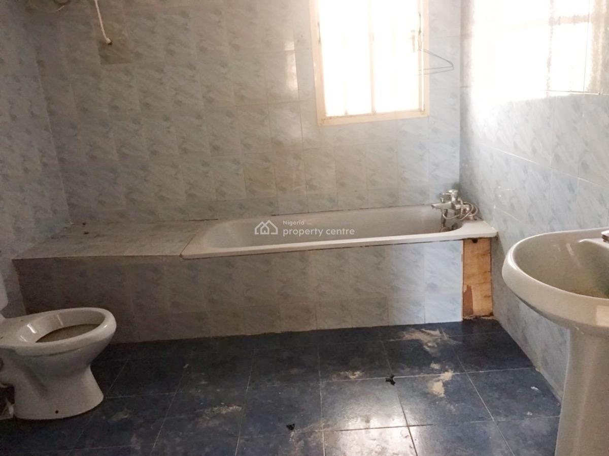 Luxury 3 Bedroom Duplex Fully Detached with 1room Bq & Security Room, Maryland Estate, Maryland, Lagos, Flat / Apartment for Rent