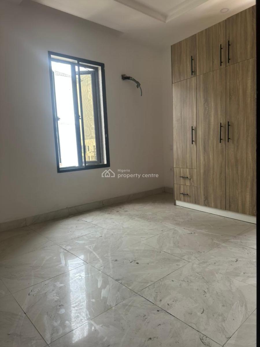 Lovely 8 Units of E Bedrooms Apartments with Bq, Lekki Phase1, Lekki, Lagos, Flat / Apartment for Rent