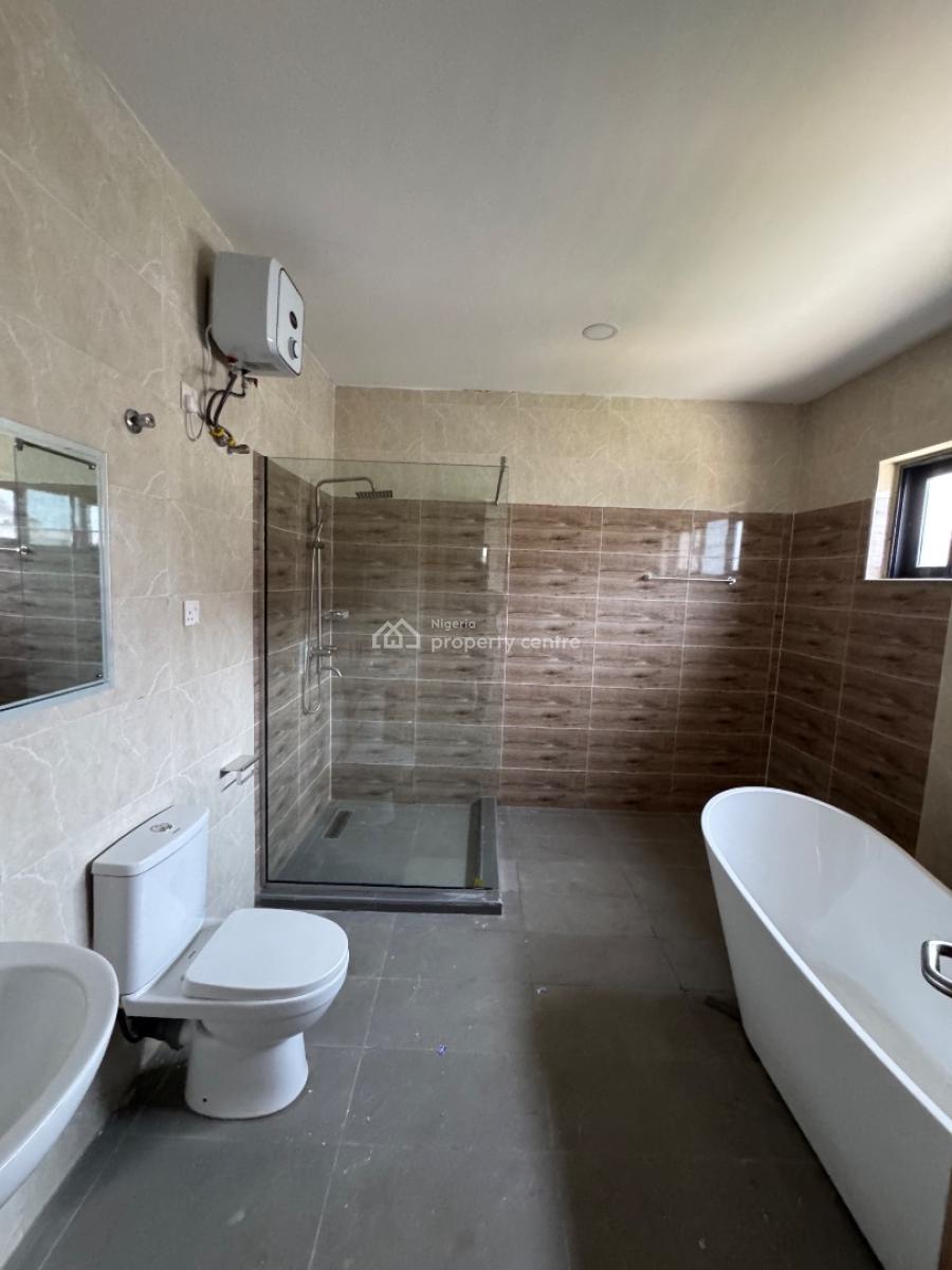 Brand New Luxury 3 Bedroom Maisonette, New Road, Lekki Expressway, Lekki, Lagos, Flat / Apartment for Rent