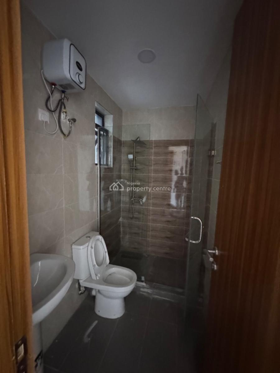Brand New Luxury 3 Bedroom Maisonette, New Road, Lekki Expressway, Lekki, Lagos, Flat / Apartment for Rent