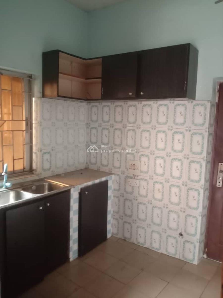 Beautiful 2 Bedroom Flat, Around Addo Round About, Ajah, Lagos, Flat / Apartment for Rent