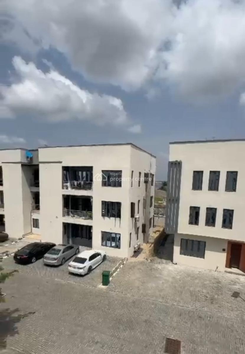 4bedroom Terrace House at Co-op Beach Resort Estate Platinum,ikate, Co-op Beach Resort Estate Platinum, Ikate, Lekki, Lagos, Terraced Duplex for Rent