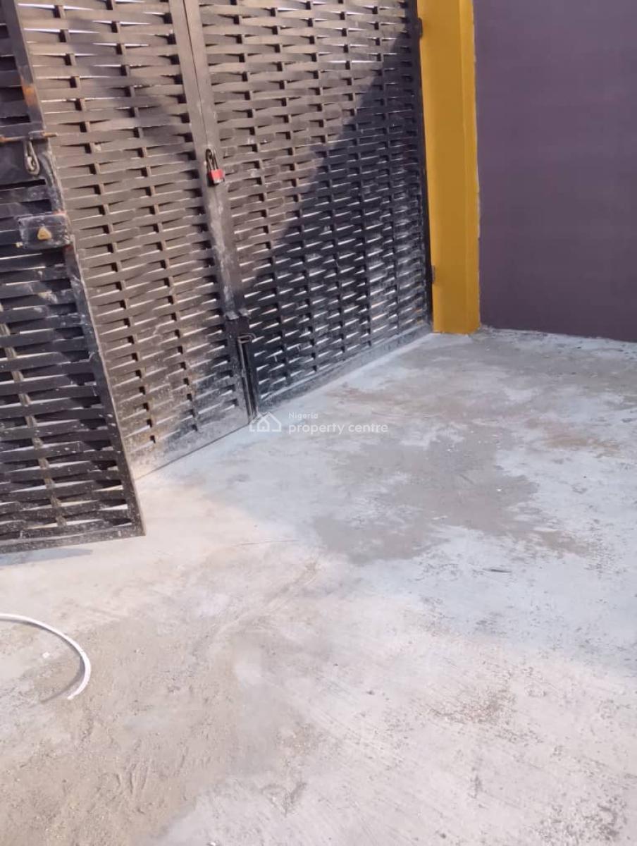 Luxury Room and Parlor, Kobe Estate, Igbogbo, Ikorodu, Lagos, Flat / Apartment for Rent