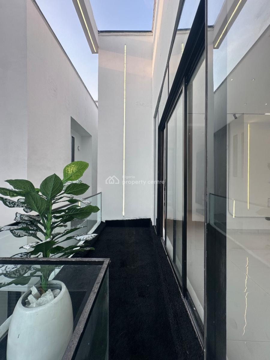 5 Bedrooms Full Detached Duplex with Bq, Chevron, Lekki, Lagos, Detached Duplex for Sale