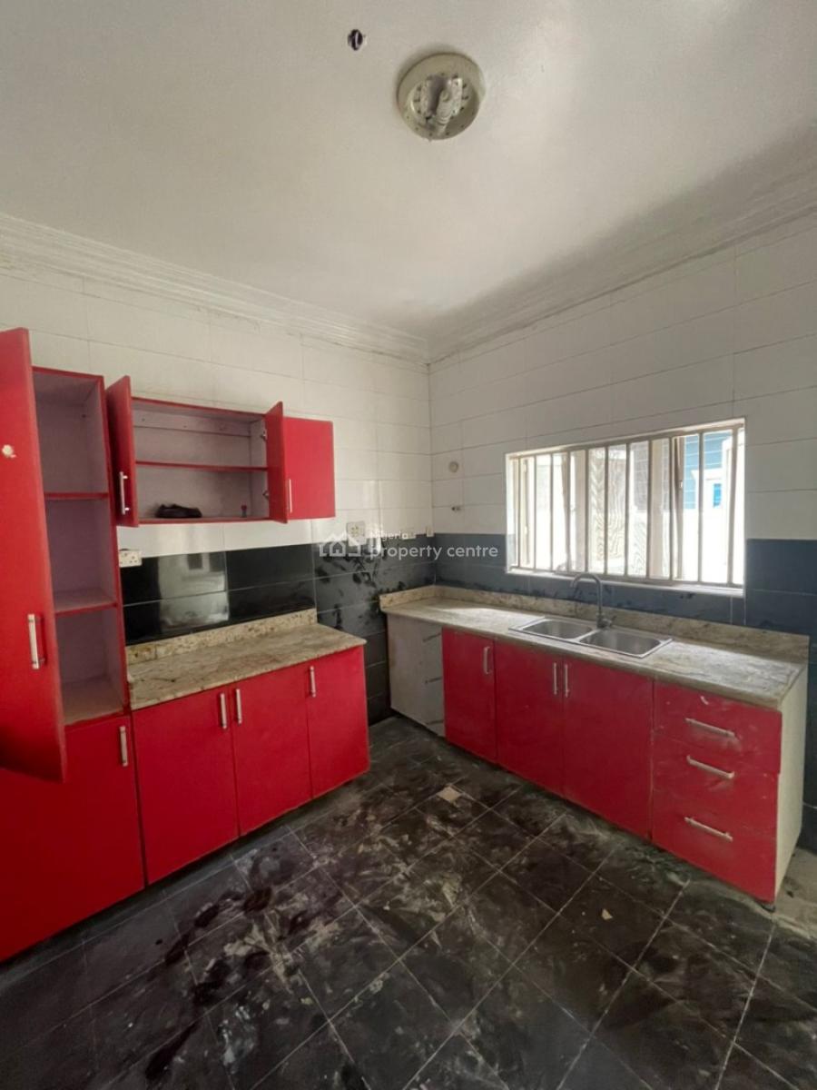 Lovely Renovated 2 Bedroom Apartment, Sky Mall, Blenco, Sangotedo Eti-osa Lagos, Sangotedo, Ajah, Lagos, Flat / Apartment for Rent