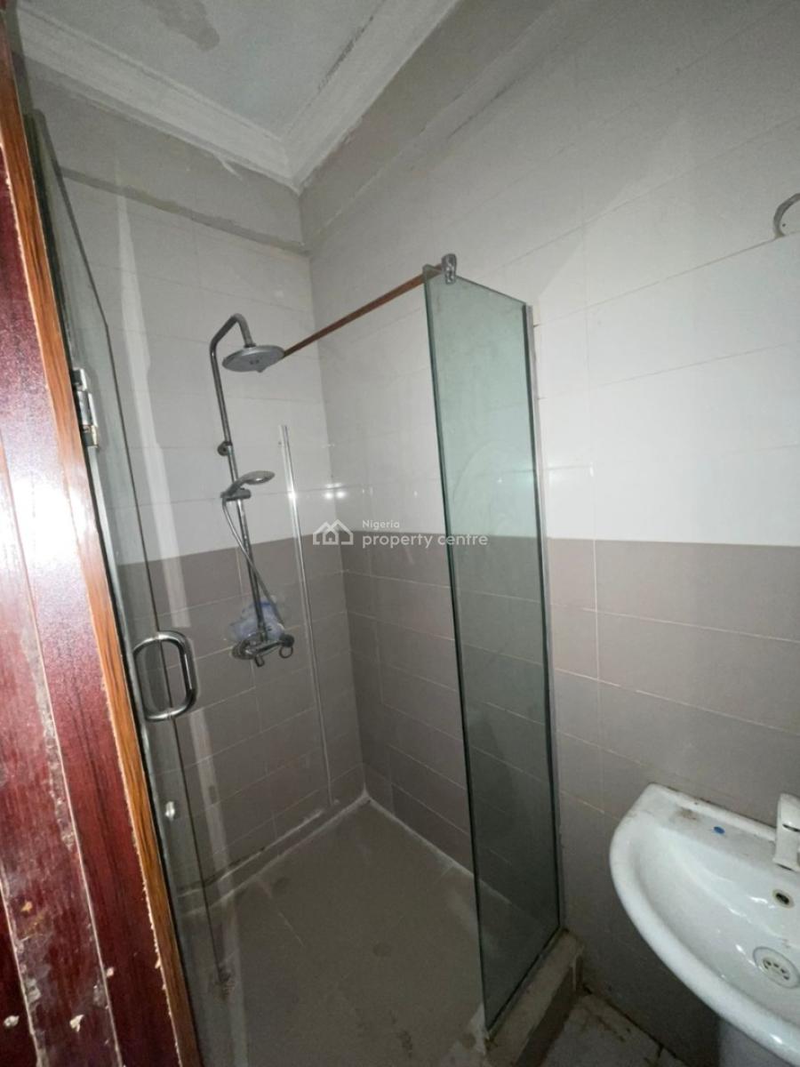 Lovely Renovated 2 Bedroom Apartment, Sky Mall, Blenco, Sangotedo Eti-osa Lagos, Sangotedo, Ajah, Lagos, Flat / Apartment for Rent