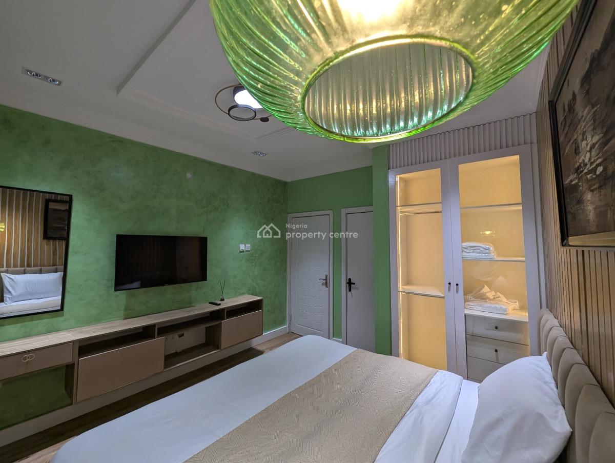 Luxury 1 Bedroom Apartment, Off Admiralty Way, Lekki Phase 1, Lekki, Lagos, Flat / Apartment Short Let