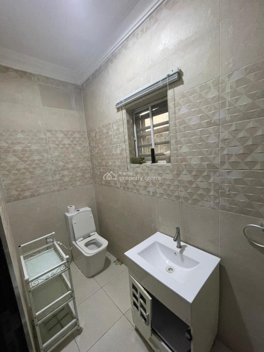 Sharp 3 Bedroom Bungalow with Study Room, Ogombo Ajah Eti-osa Lagos, Ogombo, Ajah, Lagos, Detached Bungalow for Rent