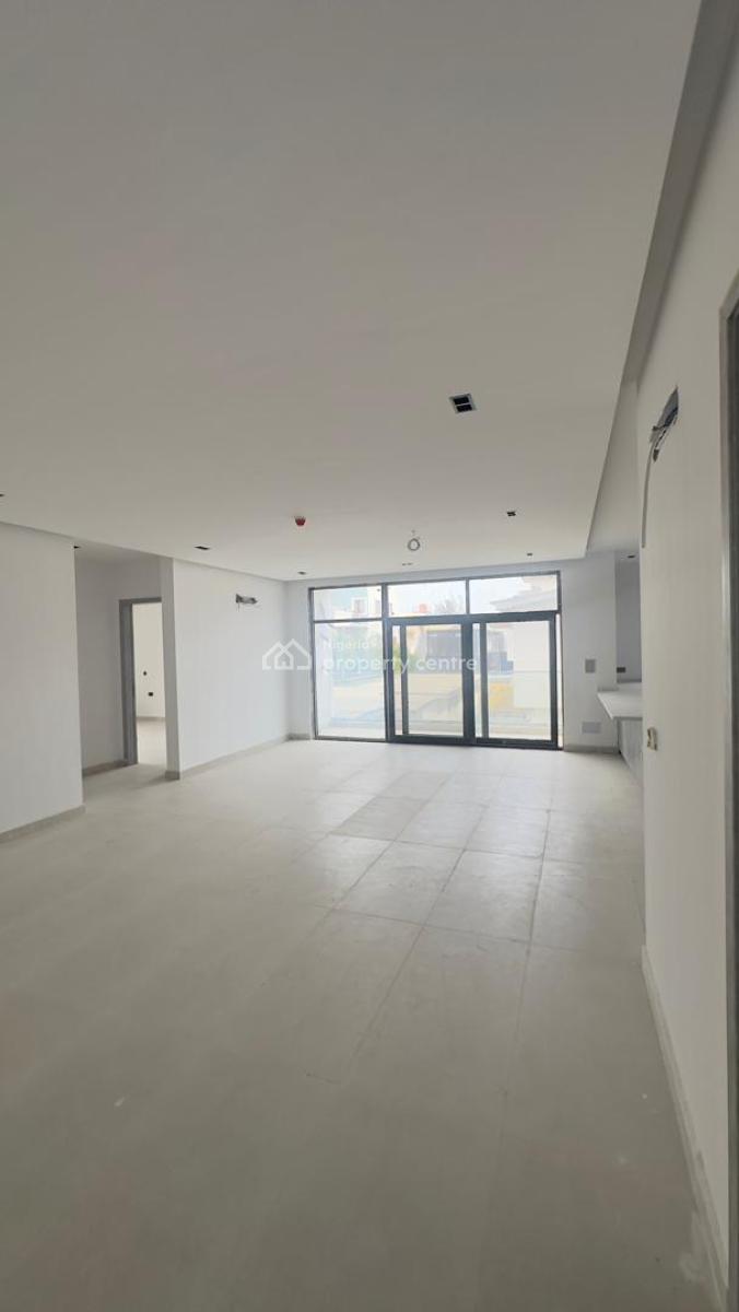 Tastefully Finished 2-bedroom Apartment with Rooftop Pool, Lekki Phase 1, Lekki, Lagos, Flat / Apartment for Sale