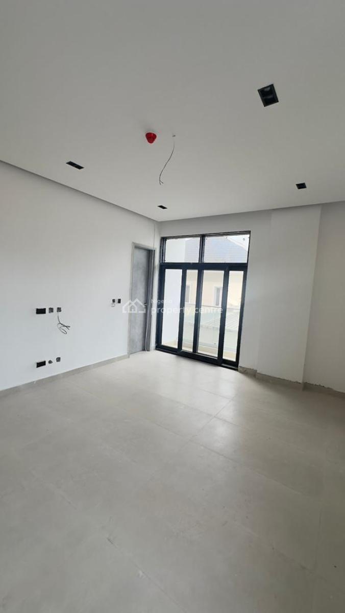 Tastefully Finished 2-bedroom Apartment with Rooftop Pool, Lekki Phase 1, Lekki, Lagos, Flat / Apartment for Sale