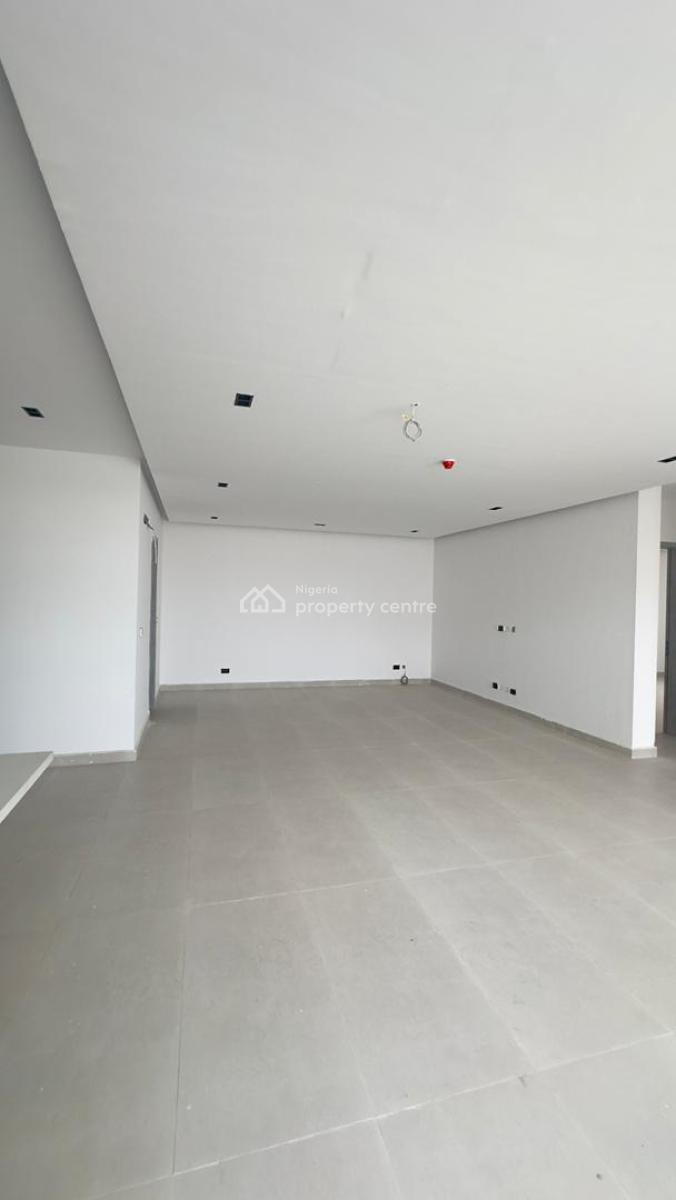 Tastefully Finished 2-bedroom Apartment with Rooftop Pool, Lekki Phase 1, Lekki, Lagos, Flat / Apartment for Sale