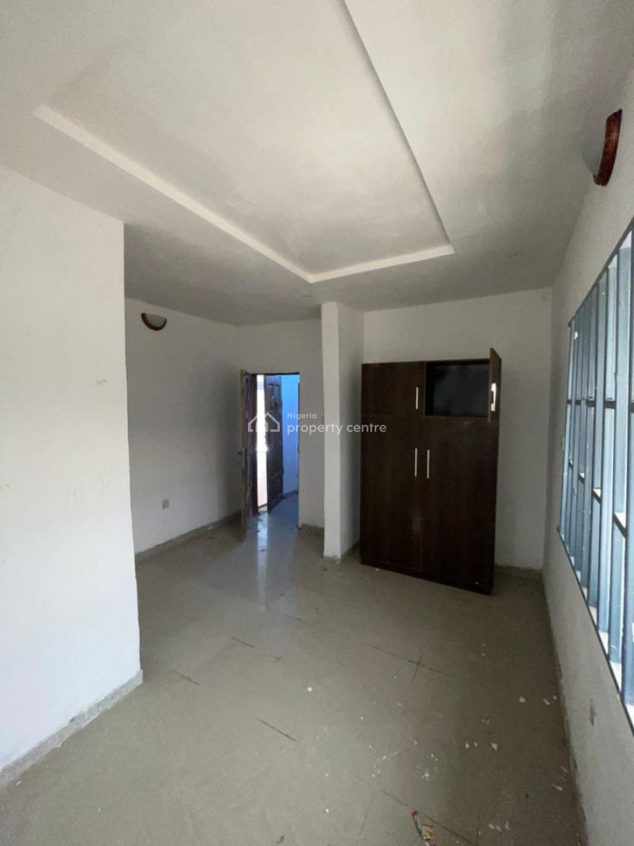 Sharp Renovated 2 Bedroom Apartment, Sangotedo Eti-osa Lagos, Sangotedo, Ajah, Lagos, Flat / Apartment for Rent