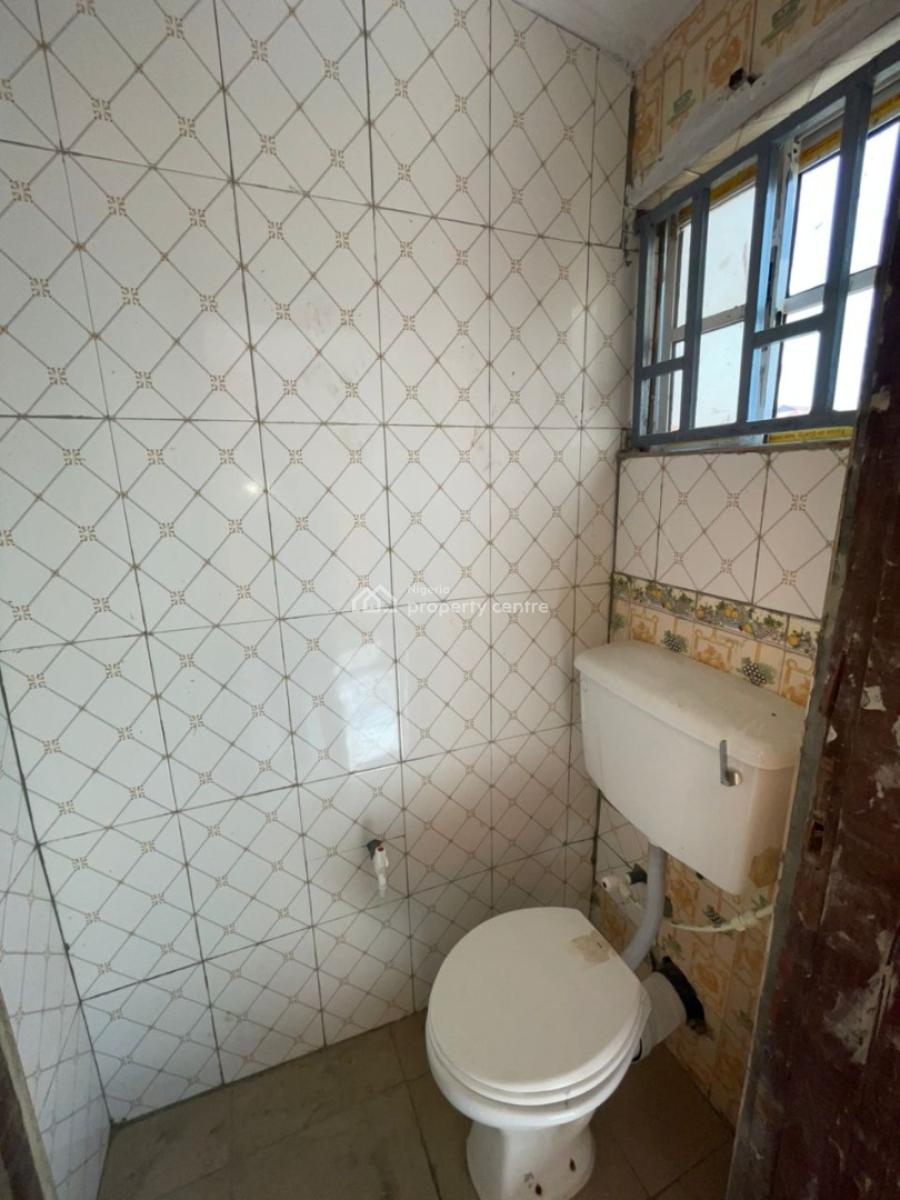 Sharp Renovated 2 Bedroom Apartment, Sangotedo Eti-osa Lagos, Sangotedo, Ajah, Lagos, Flat / Apartment for Rent