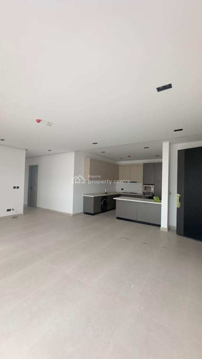 Tastefully Finished 3 Bedroom Apartment + Bq, Lekki Phase 1, Lekki, Lagos, Flat / Apartment for Sale