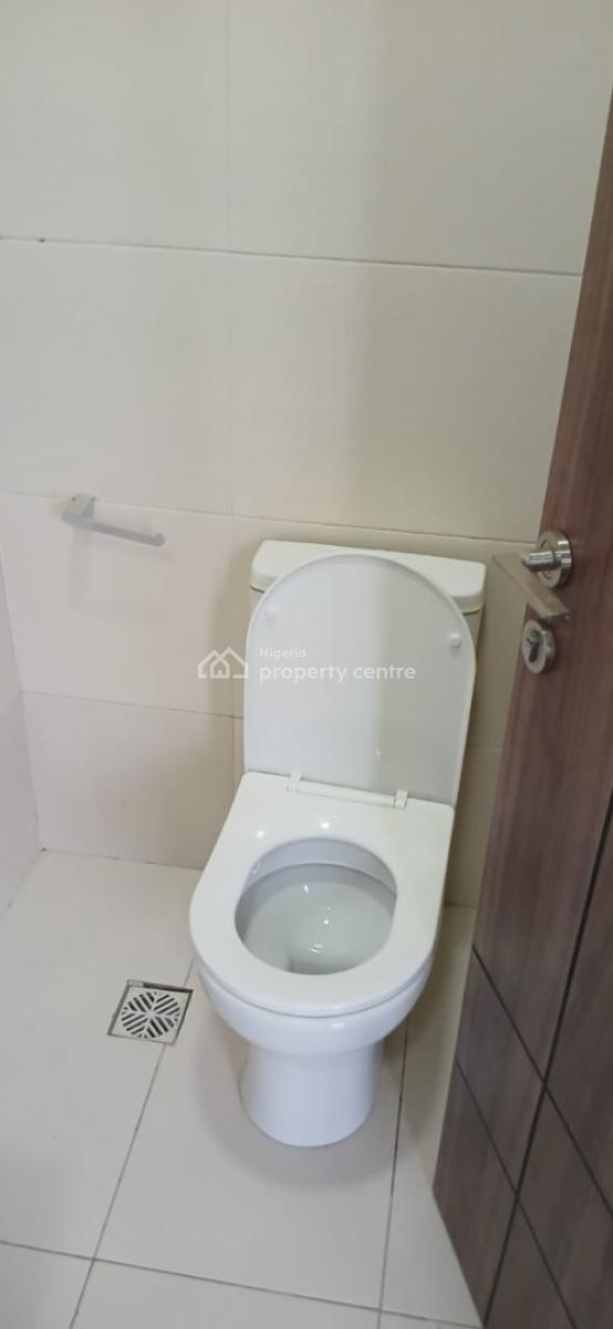Fully Serviced 2 Bedrooms Apartment at Lekki, Lekki, Lekki Phase 1, Lekki, Lagos, Flat / Apartment for Rent