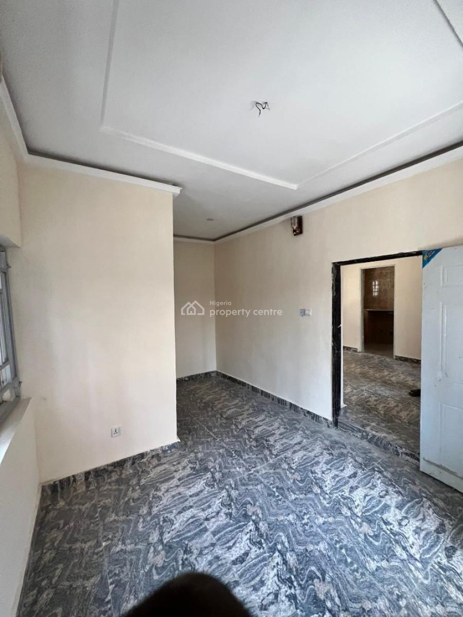 Spacious One Bedroom Flat, Gwarinpa Extension, Gwarinpa, Abuja, Flat / Apartment for Rent