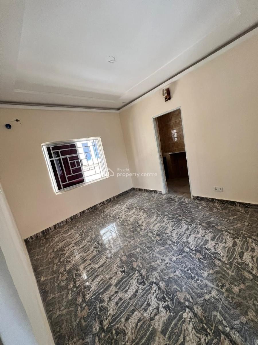 Spacious One Bedroom Flat, Gwarinpa Extension, Gwarinpa, Abuja, Flat / Apartment for Rent
