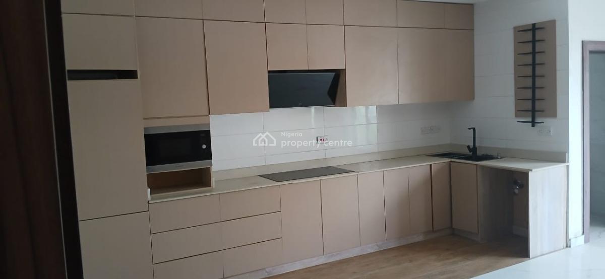 Spacious 2-bedroom Standard Apartment, Lekki, Lagos, Flat / Apartment for Rent