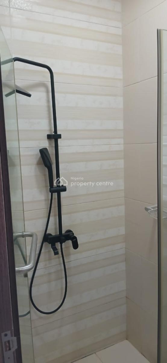 Spacious 2-bedroom Standard Apartment, Lekki, Lagos, Flat / Apartment for Rent