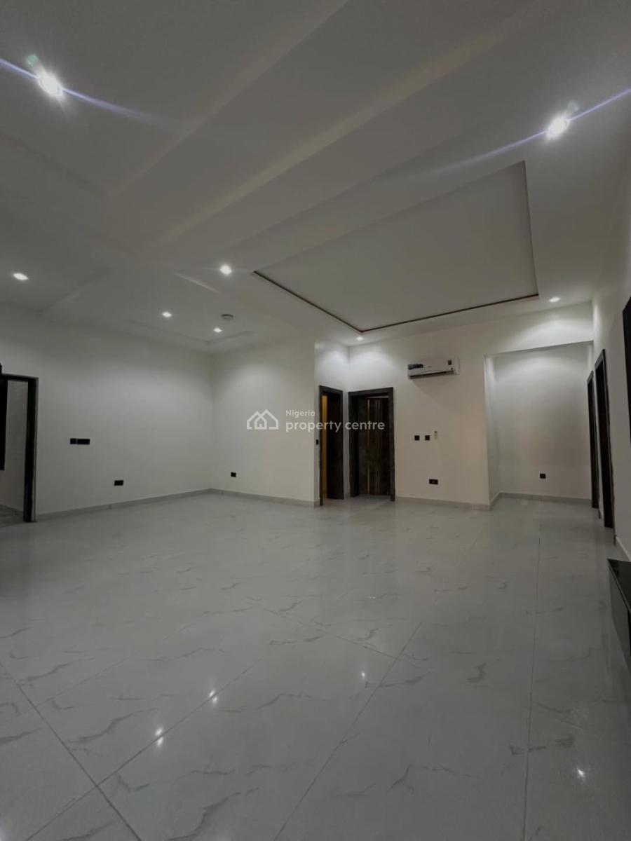 Airbnb Ready Fully Serviced 2 Bedroom Apartment Elevator,gen & Solar, Durumi, Abuja, Block of Flats for Sale