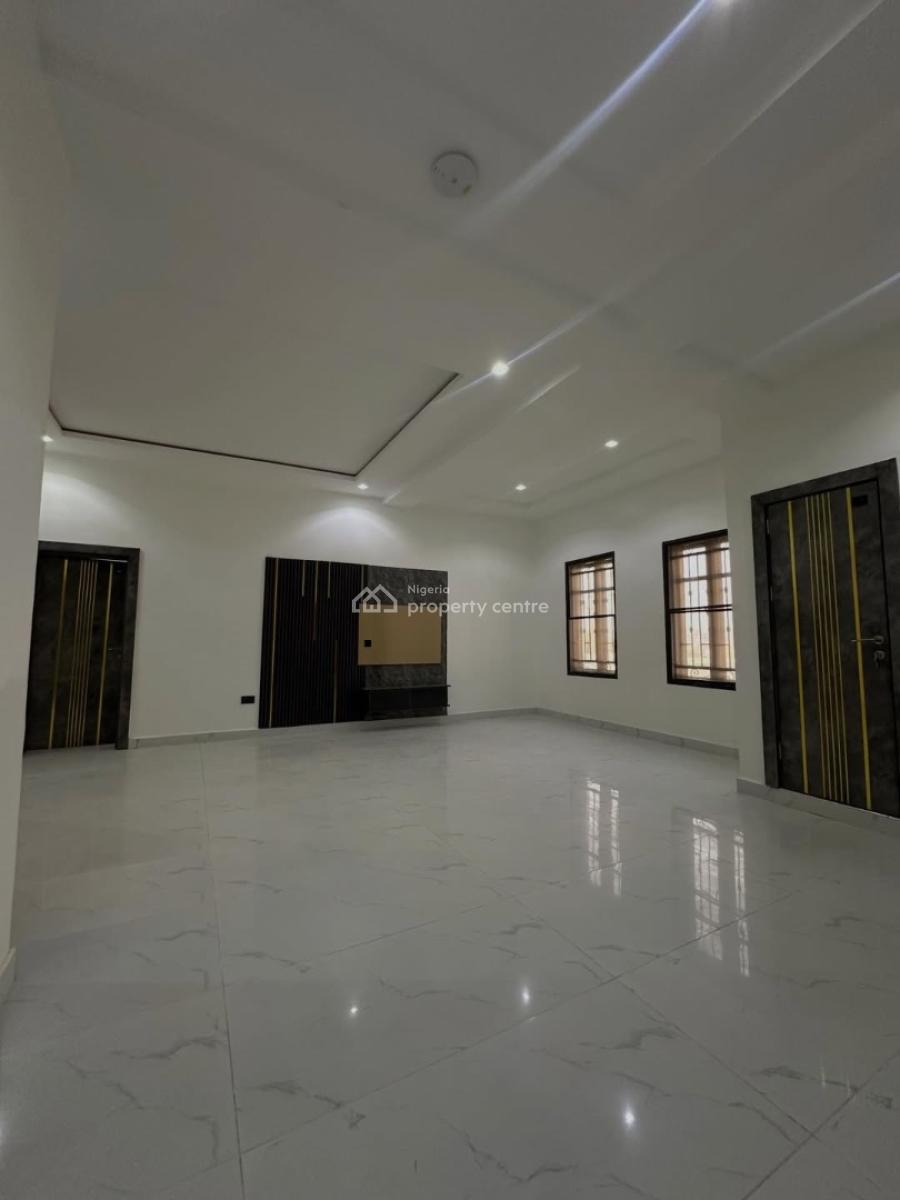 Airbnb Ready Fully Serviced 2 Bedroom Apartment Elevator,gen & Solar, Durumi, Abuja, Block of Flats for Sale