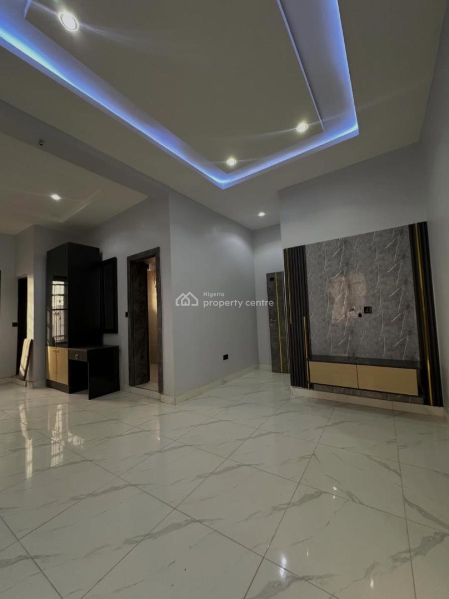 Airbnb Ready Fully Serviced 2 Bedroom Apartment Elevator,gen & Solar, Durumi, Abuja, Block of Flats for Sale