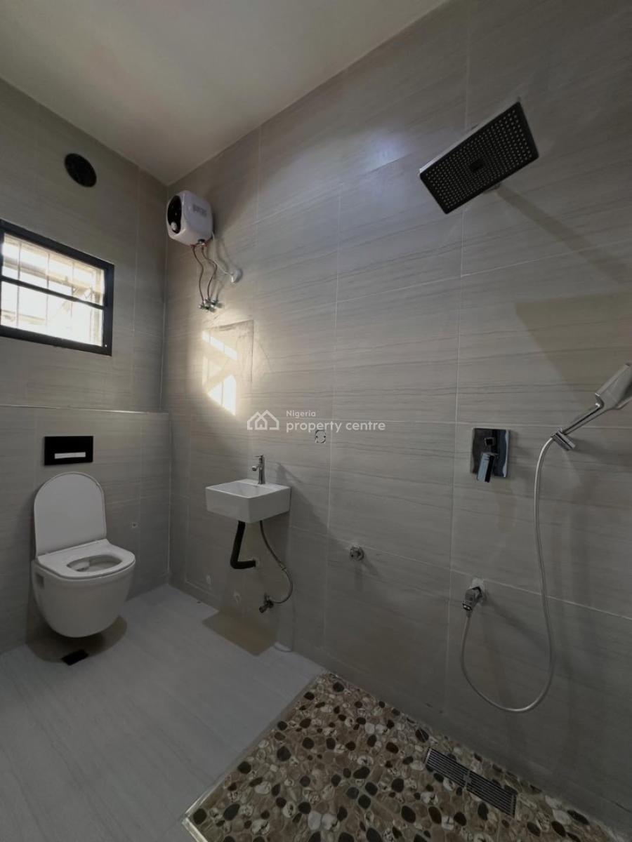 Airbnb Ready Fully Serviced 2 Bedroom Apartment Elevator,gen & Solar, Durumi, Abuja, Block of Flats for Sale