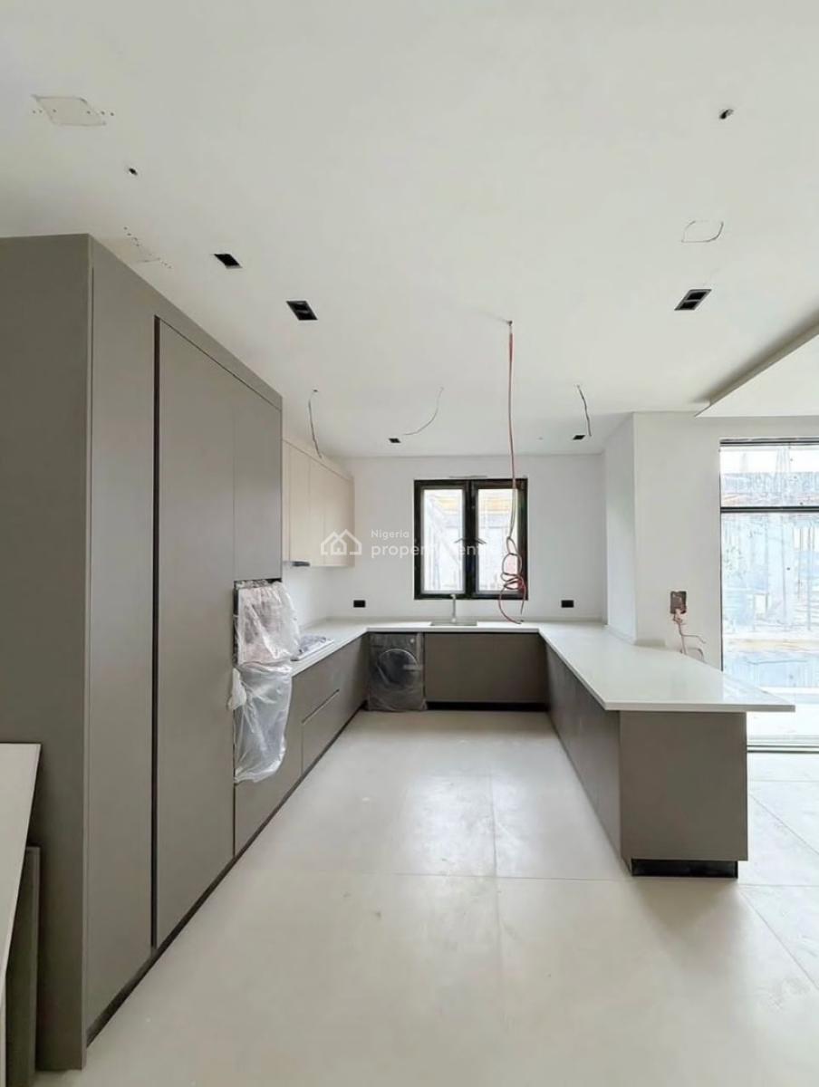 Experience Elevated Living, in an Ultra Luxurious Serviced Apartment, Lekki Phase 1, Lekki, Lagos, Flat / Apartment for Sale