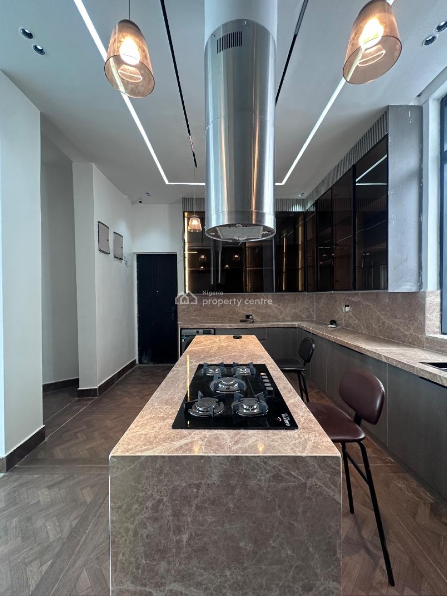 Luxurious 6 Bedroom Fully Detached, Chevron Estate, Lekki, Lagos, Detached Duplex for Sale