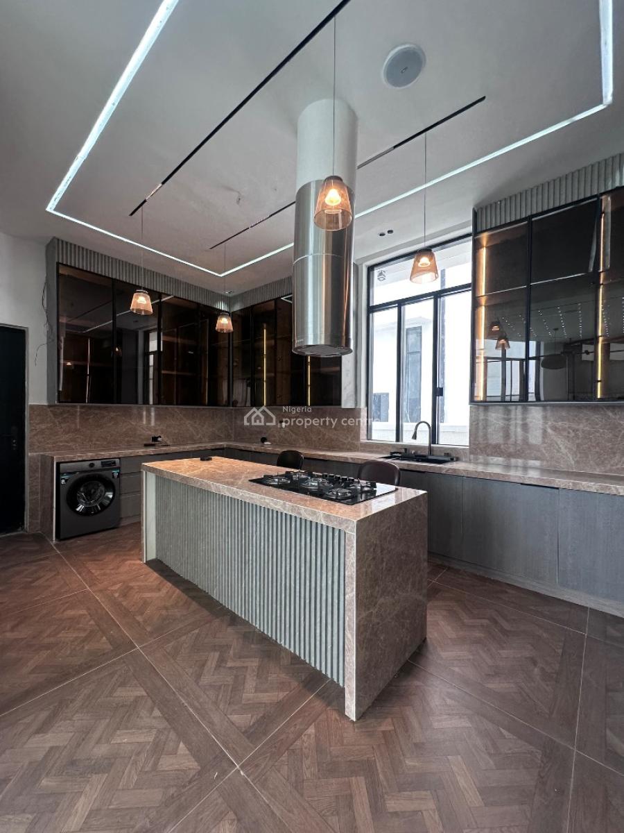 Luxurious 6 Bedroom Fully Detached, Chevron Estate, Lekki, Lagos, Detached Duplex for Sale