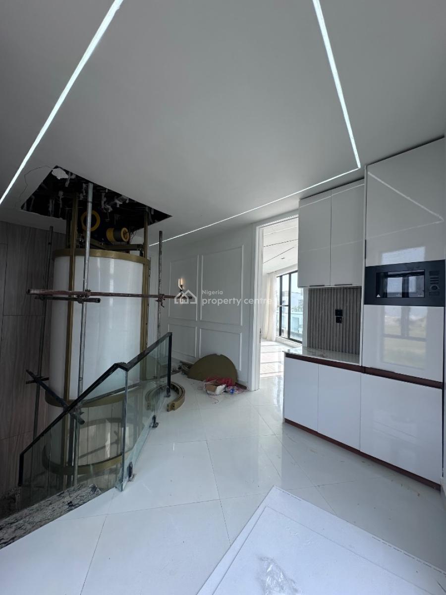 Luxurious 6 Bedroom Fully Detached, Chevron Estate, Lekki, Lagos, Detached Duplex for Sale