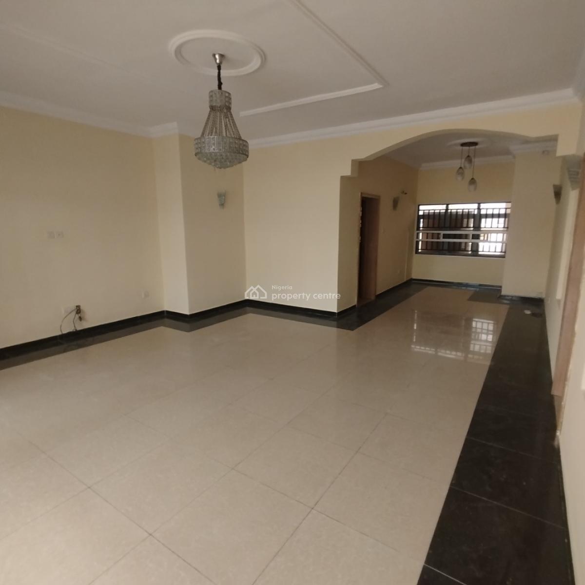 Nice 3bedroom Flat with a Bq, Chevron Drive, Lekki Expressway, Lekki, Lagos, Flat / Apartment for Rent