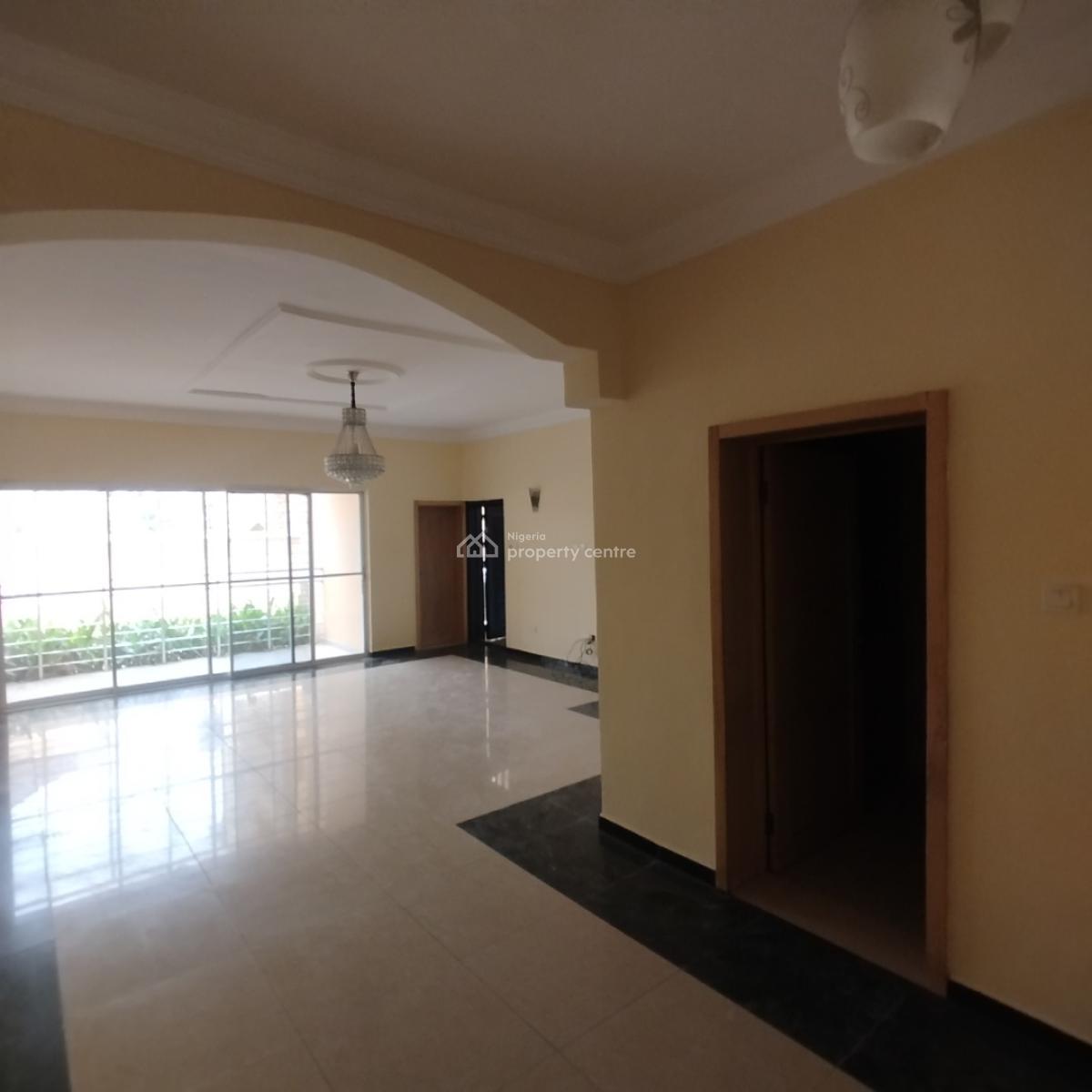 Nice 3bedroom Flat with a Bq, Chevron Drive, Lekki Expressway, Lekki, Lagos, Flat / Apartment for Rent