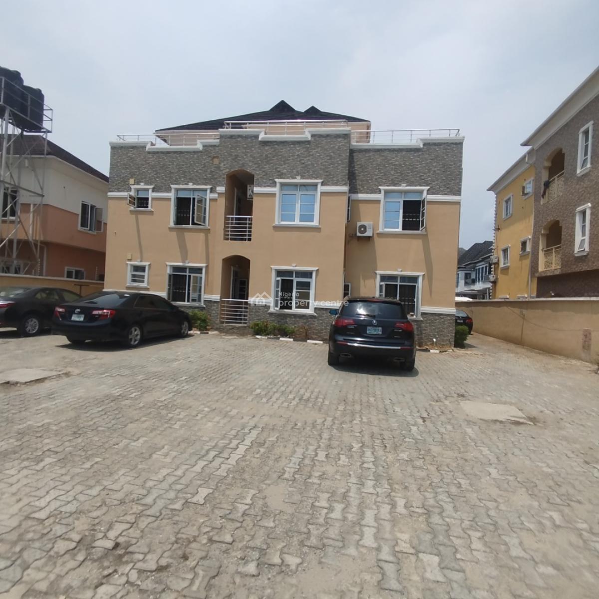 Nice 3bedroom Flat with a Bq, Chevron Drive, Lekki Expressway, Lekki, Lagos, Flat / Apartment for Rent