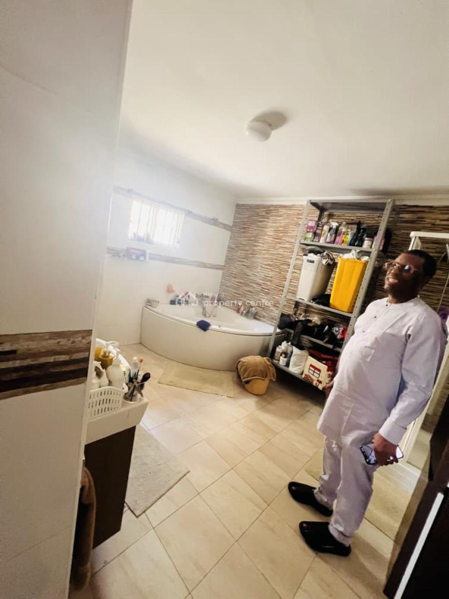 Executive Self-serviced 4-bedroom Semi-detached Duplex with Solar, Lekki Phase 1, Lekki, Lagos, Semi-detached Duplex for Rent