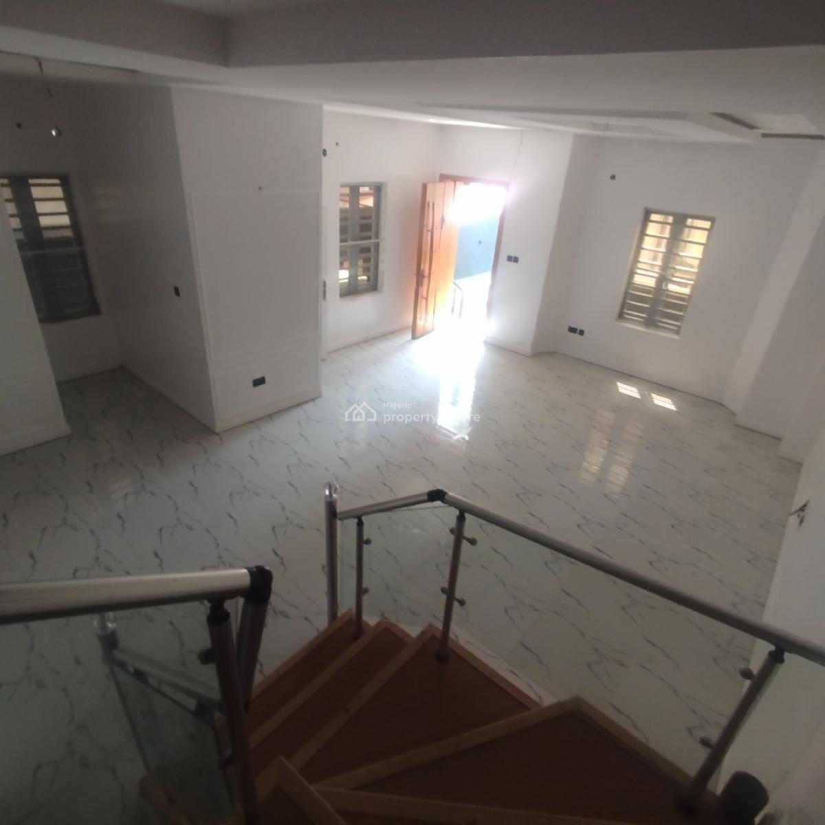Fantastic 4 Bedroom Semi Detached Duplex with Bq, Chevron Alternative Road, Lekki Expressway, Lekki, Lagos, Semi-detached Duplex for Sale